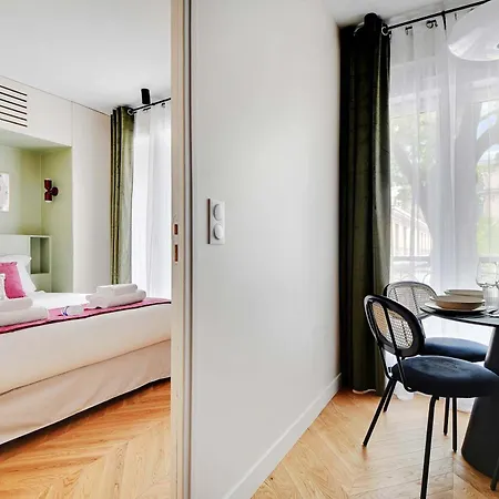 Apartment Entire Near The Eiffel Tower